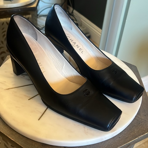 🛑 1 hour sale. Chanel, size 8, Black Women's Heels - Picture 1 of 13